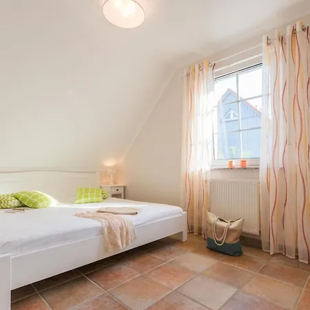 Nyaraló Raemel Haus _sterntaucher_ *